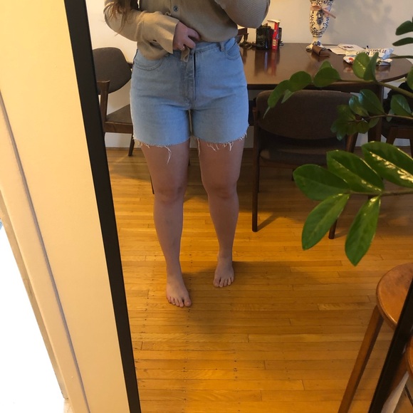 Curvy fit Bongo cut off shorts - Picture 5 of 7